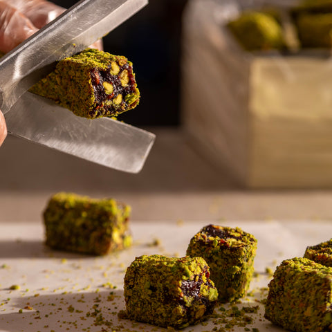 Black Mulberry and Antep Pistachio Turkish Delight 1250g